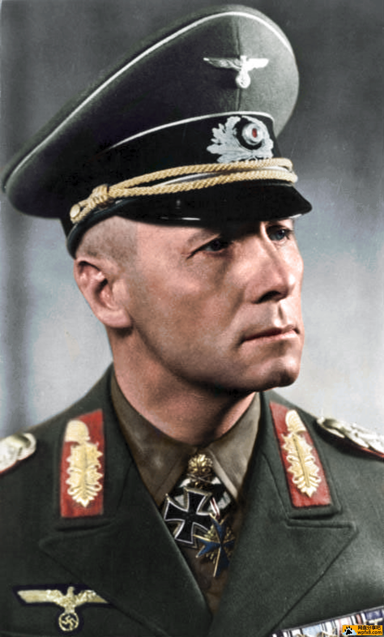 Erwin_Rommel_in_1942.png